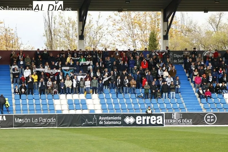 Galería de imágenes de público en el Unionistas - Ceuta / Fotos: David Sañudo