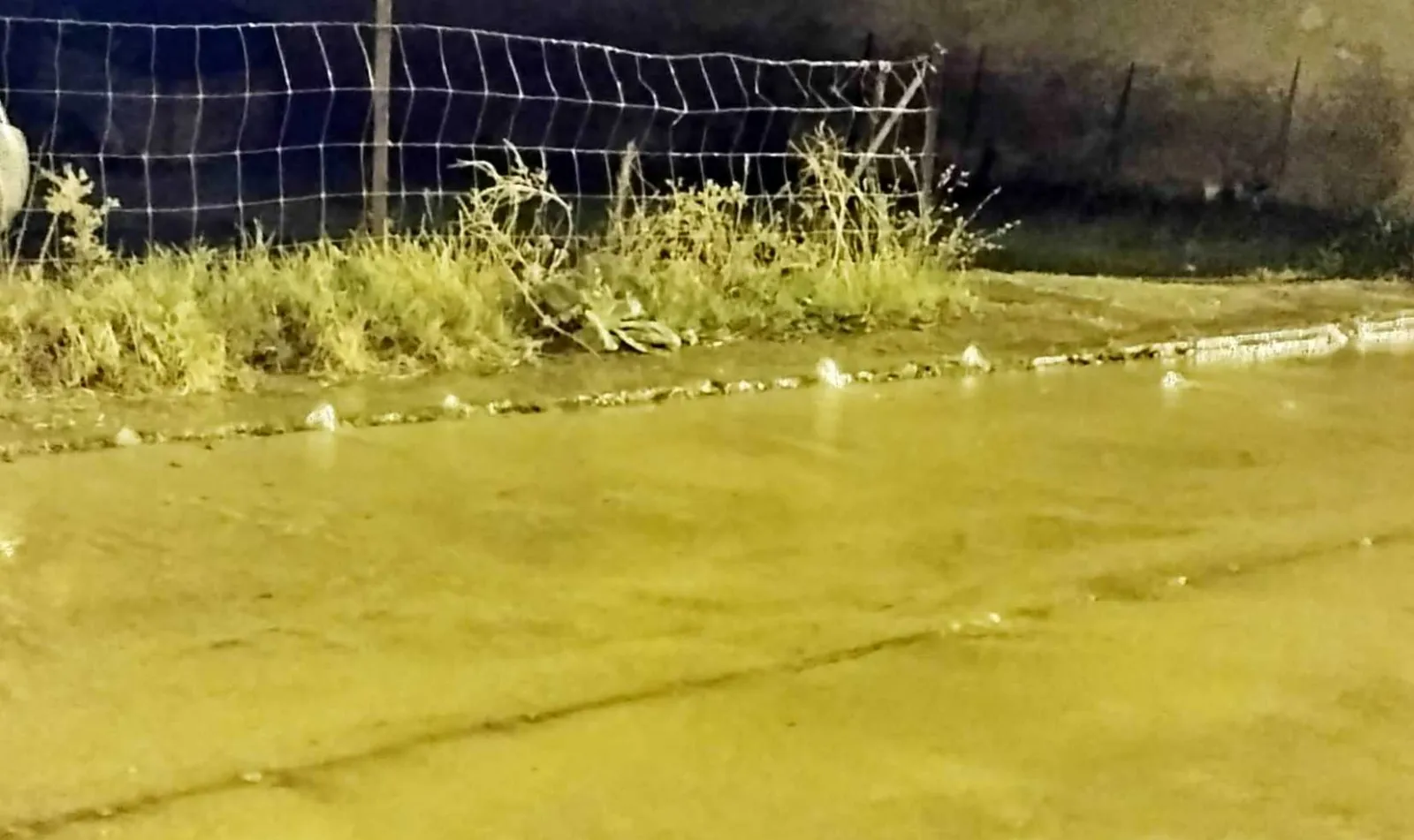 Foto 7 - La calle Tormes sufre de madrugada el 6&ordm; revent&oacute;n en s&oacute;lo 12 d&iacute;as