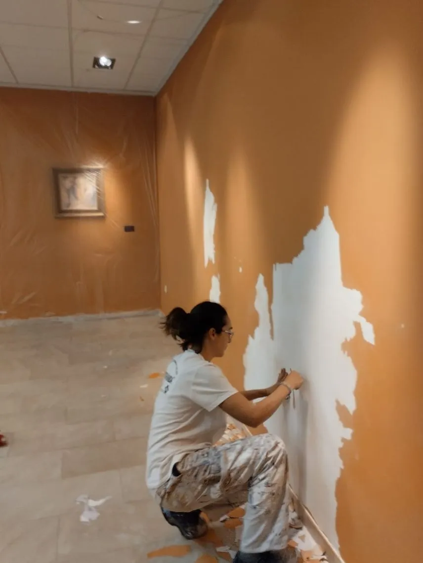 Ecopintura Peñaranda mejora la Casa del Arte