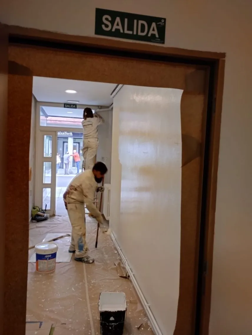 Ecopintura Peñaranda mejora la Casa del Arte