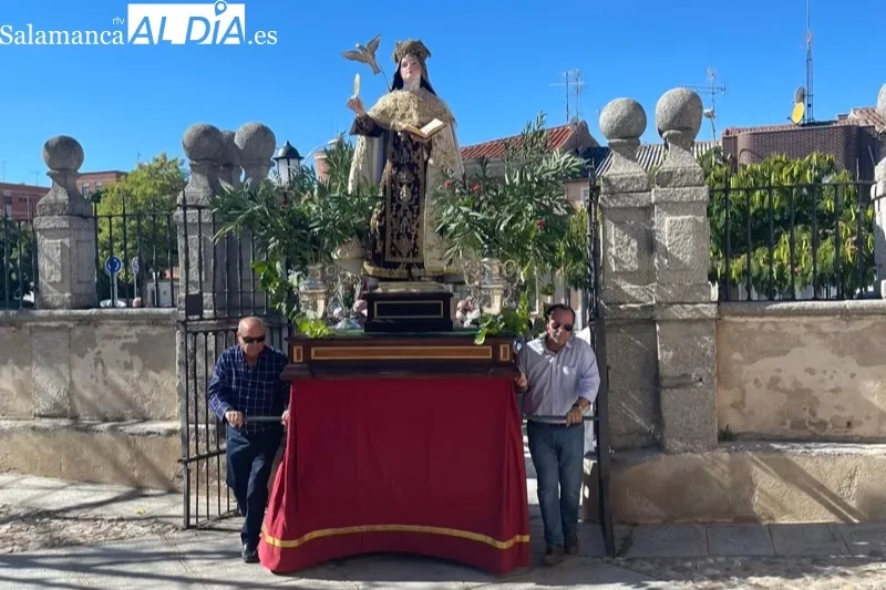 La procesiòn de Santa Teresa ha vuelto este 15 de octubre a Peñaranda
