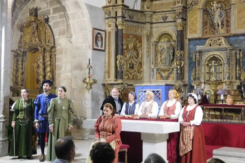 Mancera de abajo acogía la obra ‘Buscando a Nebrija’ del grupo Lazarillo de Tormes 