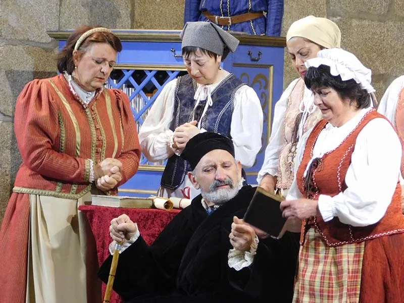 Foto 5 - B&eacute;jar rinde homenaje a Elio Antonio con la obra teatral &ldquo;Buscando a Nebrija&rdquo;