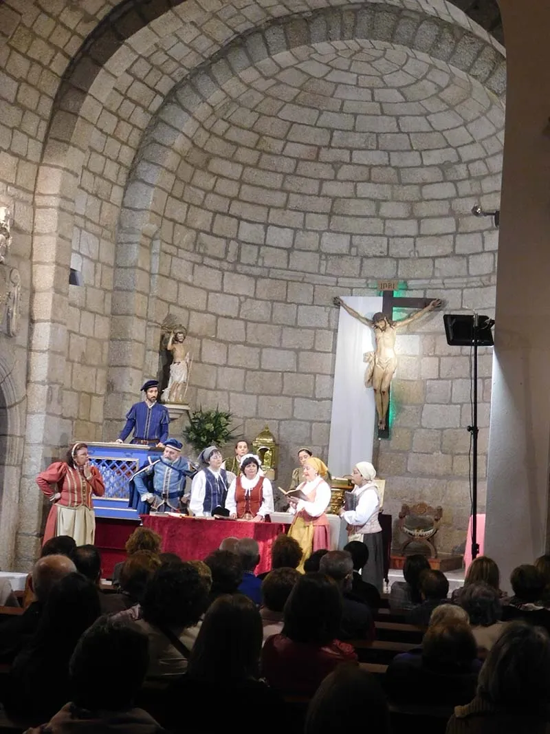 Foto 7 - B&eacute;jar rinde homenaje a Elio Antonio con la obra teatral &ldquo;Buscando a Nebrija&rdquo;