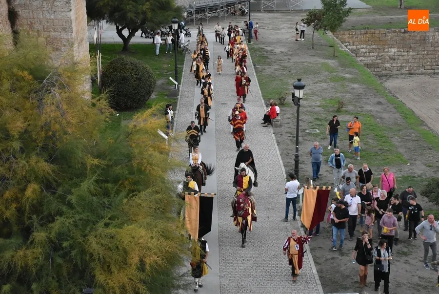 Foto 4 - Una &uacute;ltima ronda de actuaciones pone el broche a la aclamada V Feria Medieval