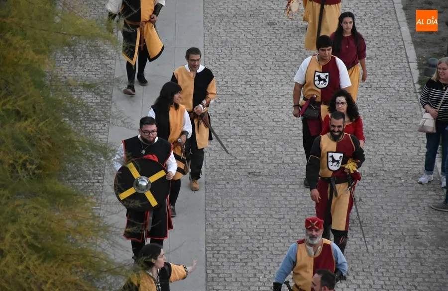 Foto 5 - Una &uacute;ltima ronda de actuaciones pone el broche a la aclamada V Feria Medieval