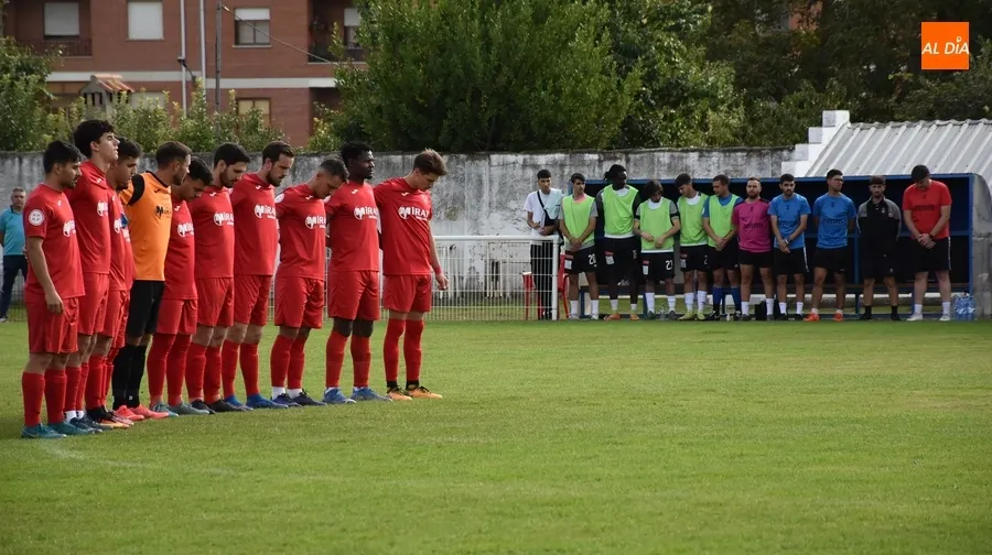 Foto 3 - Correcto reparto de puntos entre Ciudad Rodrigo y Ribert, sin el &lsquo;cl&aacute;sico&rsquo; golpe de efecto final 