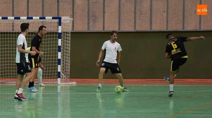 Foto 11 - #M | 1-2 OCT | El Mir&oacute;briga Futsal remonta al Navales para sumar su primera victoria