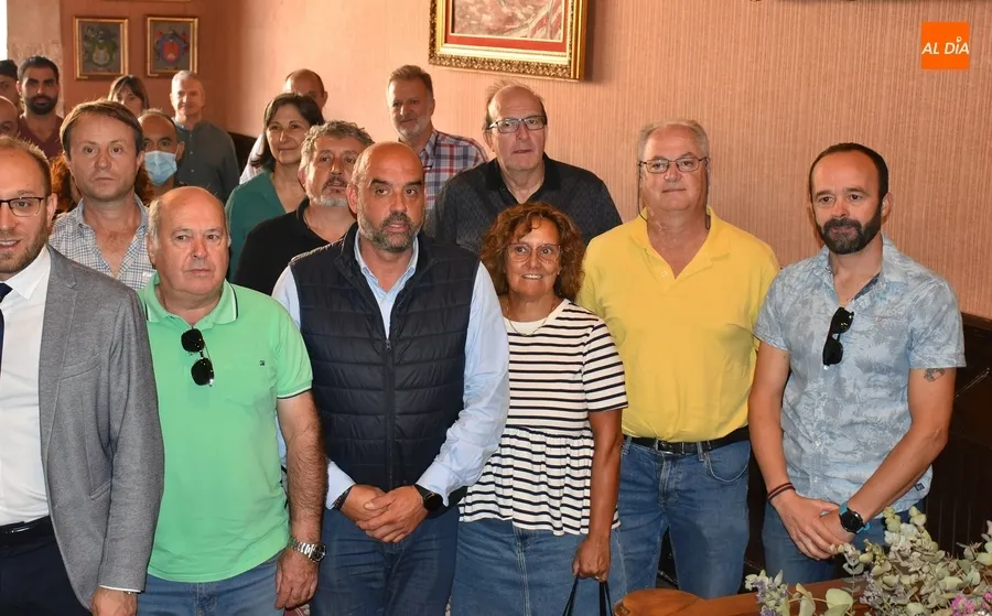 Foto 8 - Los trabajadores del Servicio Territorial de Medio Ambiente festejan a su patr&oacute;n en Ciudad Rodrigo