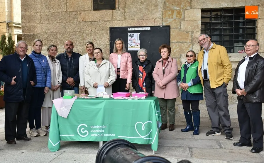 Foto 8 - La AECC puede por fin conmemorar el D&iacute;a contra el C&aacute;ncer de Mama 2022