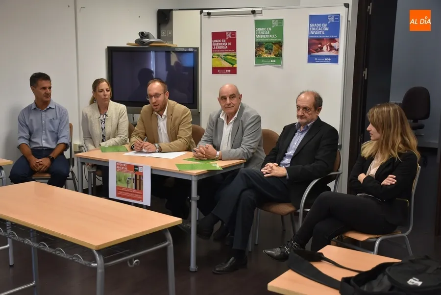 Foto 3 - La UNED cuenta ya en Ciudad Rodrigo con 164 alumnos para el curso de su 50&ordm; Aniversario