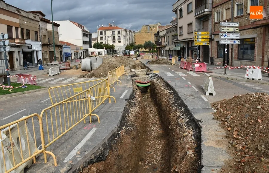 Foto 5 - La inesperada altura del Regato Torbellique obligar&aacute; a desmontarlo, introducir un tubo y reconstruirlo