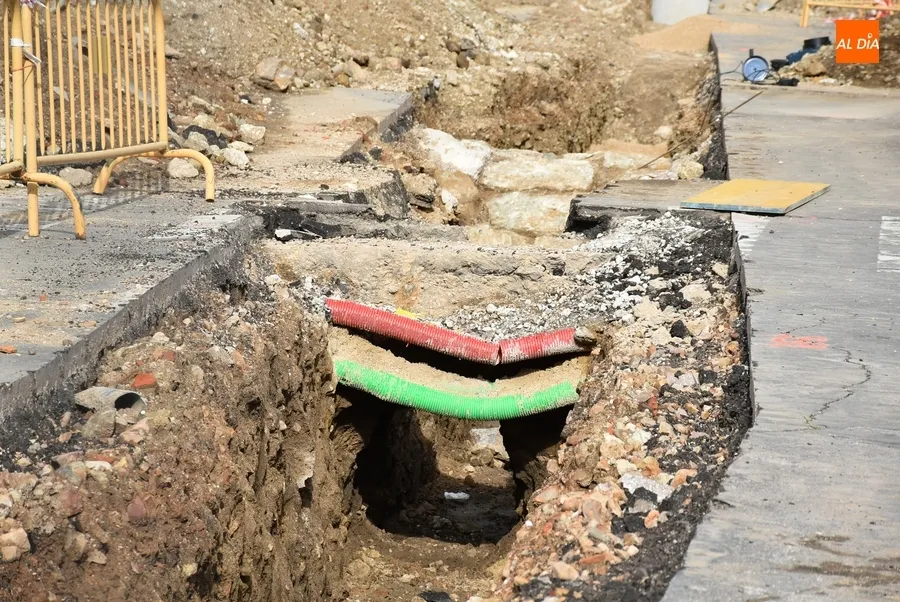 Foto 3 - La inesperada altura del Regato Torbellique obligar&aacute; a desmontarlo, introducir un tubo y reconstruirlo