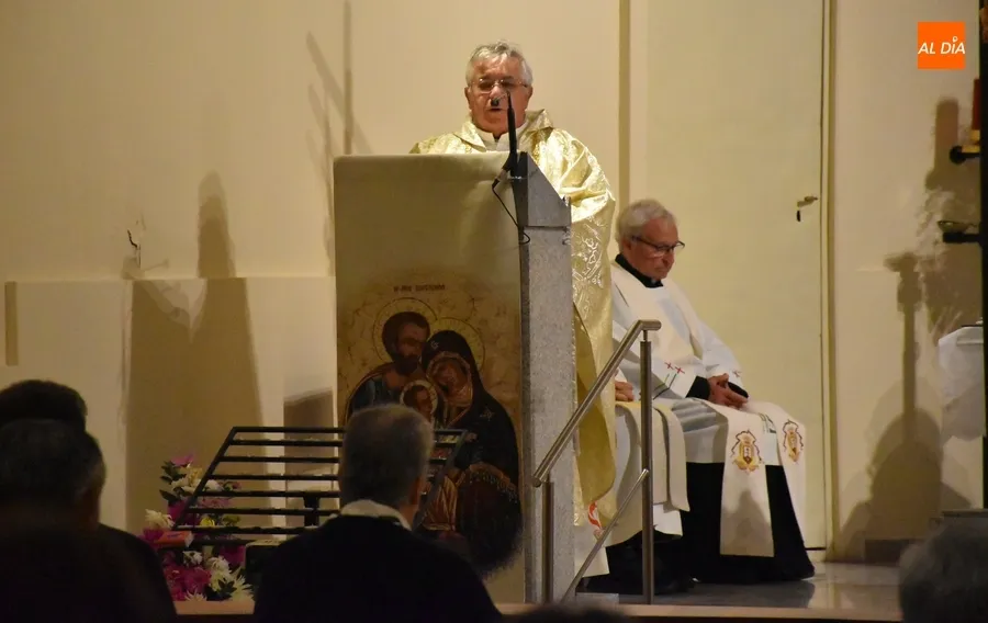 Foto 6 - Celebraci&oacute;n especial de Santa Teresa en las Carmelitas debido a la apertura del A&ntilde;o Jubilar