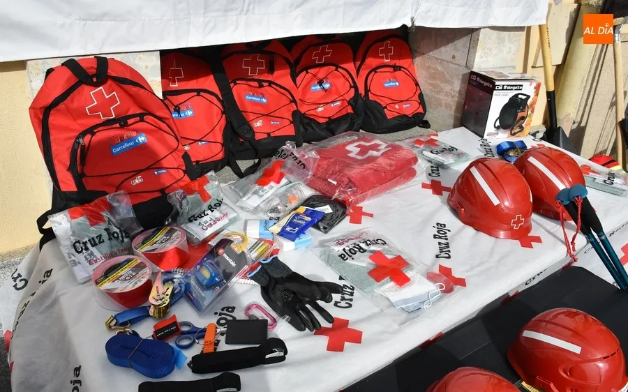 Foto 3 - Cruz Roja da a conocer los recursos humanos y materiales con los que cuenta su ERBE