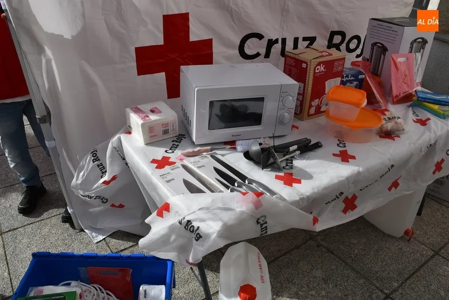 Foto 6 - Cruz Roja da a conocer los recursos humanos y materiales con los que cuenta su ERBE