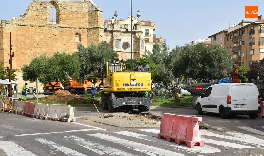 Foto 10 - En marcha las obras de la Avenida de Espa&ntilde;a, que provocan ya importantes cortes de tr&aacute;fico