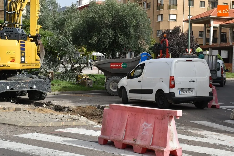 Foto 7 - En marcha las obras de la Avenida de Espa&ntilde;a, que provocan ya importantes cortes de tr&aacute;fico