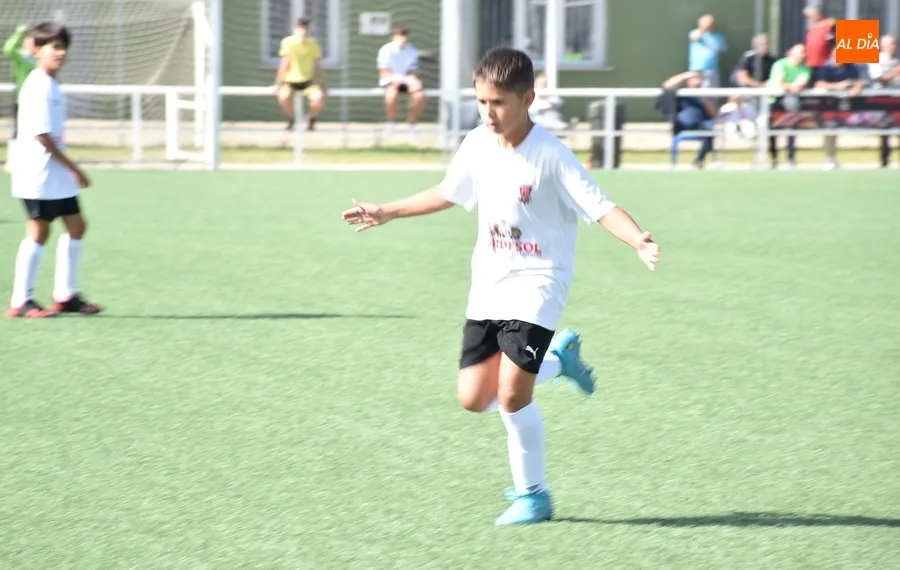 Foto 7 - #M | 8-9 OCT | Pl&aacute;cida ma&ntilde;ana para el Alev&iacute;n A del Ciudad Rodrigo ante Do&ntilde;inos