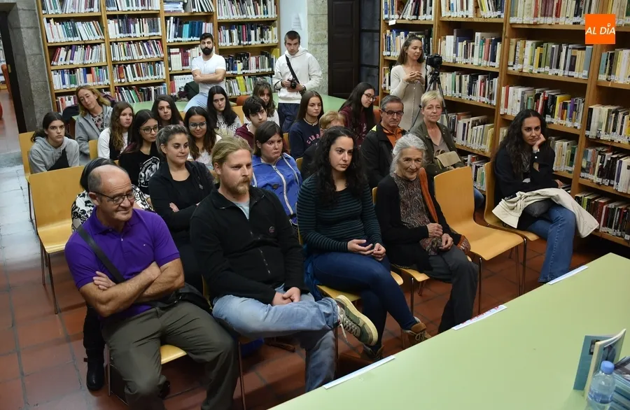 Foto 5 - La joven Zoe P&aacute;ez se estrena en el mundo literario con &lsquo;El instituto terror&rsquo;