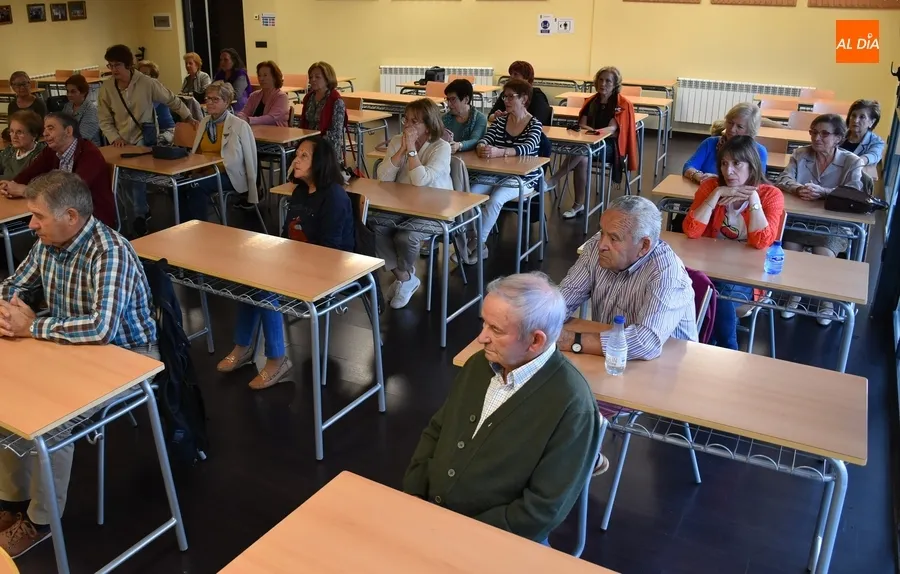Foto 4 - La Universidad de la Experiencia inaugura el curso volviendo a las cifras de matr&iacute;cula prepandemia