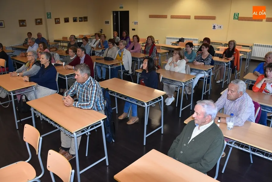 Foto 3 - La Universidad de la Experiencia inaugura el curso volviendo a las cifras de matr&iacute;cula prepandemia