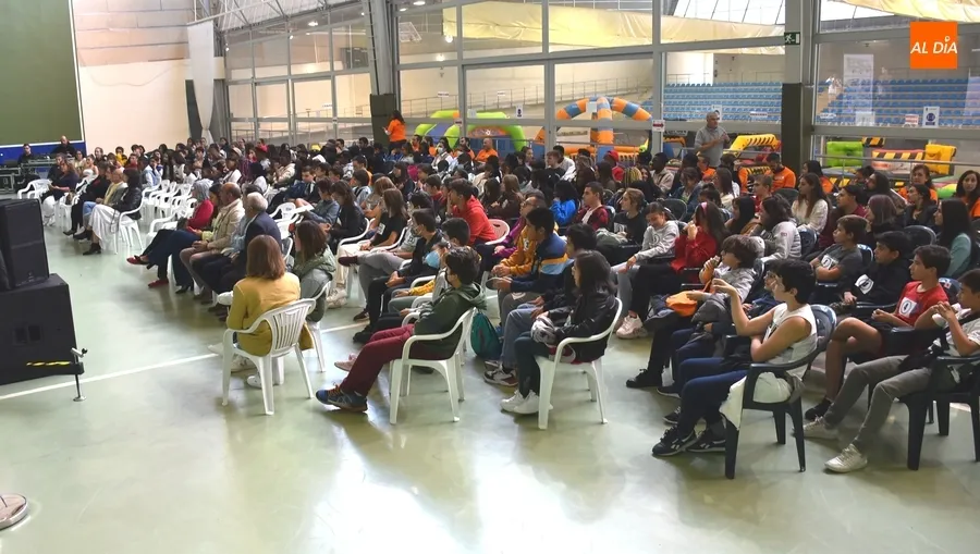 Foto 4 - Triana Ramos abre el encuentro de unos 120 j&oacute;venes &lsquo;despiertos&rsquo; en Mir&oacute;briga