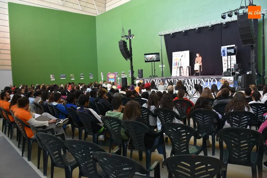 Foto 11 - Triana Ramos abre el encuentro de unos 120 j&oacute;venes &lsquo;despiertos&rsquo; en Mir&oacute;briga
