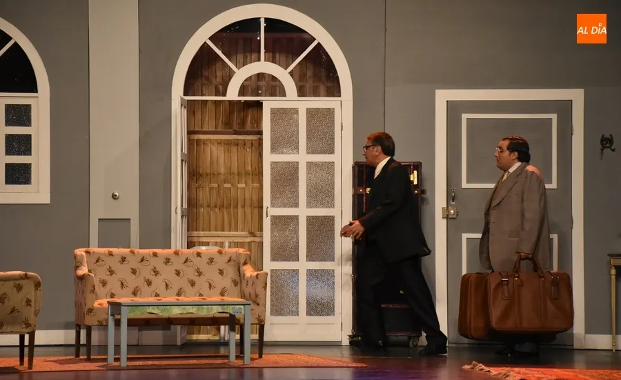 Foto 11 - Gran entrada en el Teatro Nuevo para echar unas risas con &lsquo;Usted puede ser un asesino&rsquo;