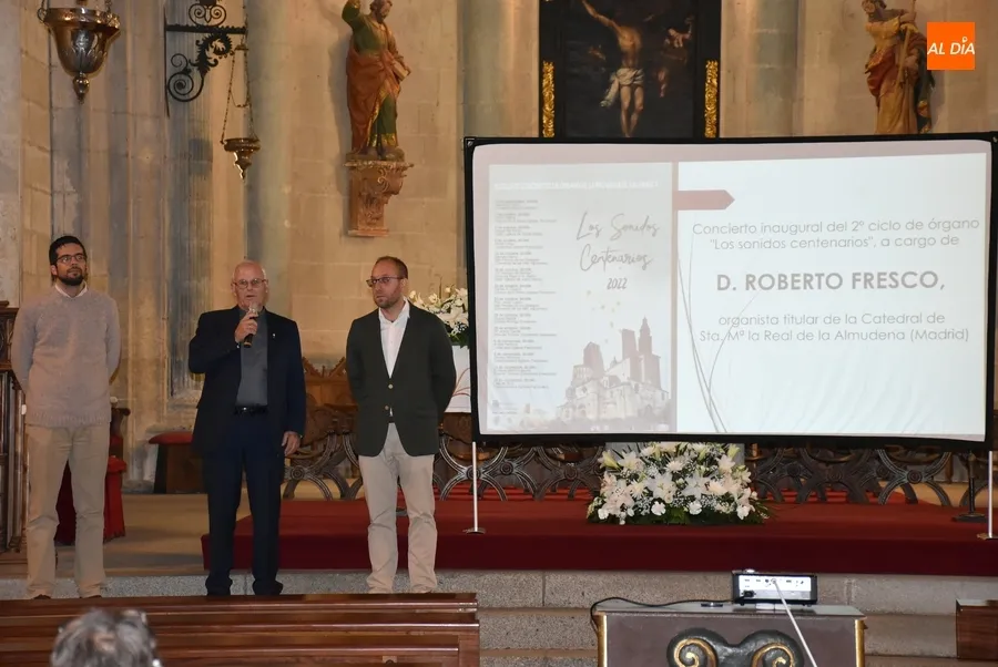 Foto 3 - El organista de La Almudena abre en Ciudad Rodrigo el ciclo &lsquo;Los Sonidos Centenarios&rsquo;