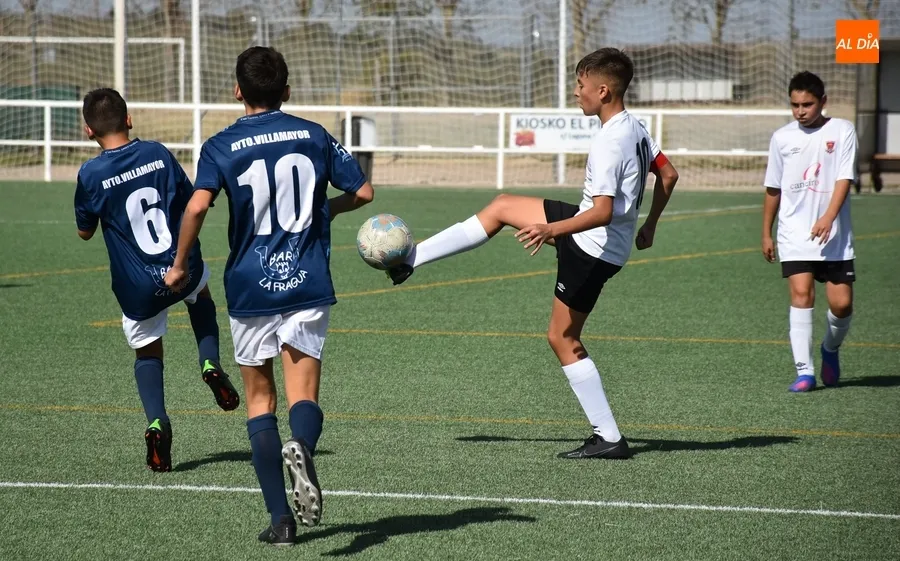 Foto 9 - El Infantil del Ciudad Rodrigo logra su 1&ordf; victoria con un doblete de &Aacute;lvaro