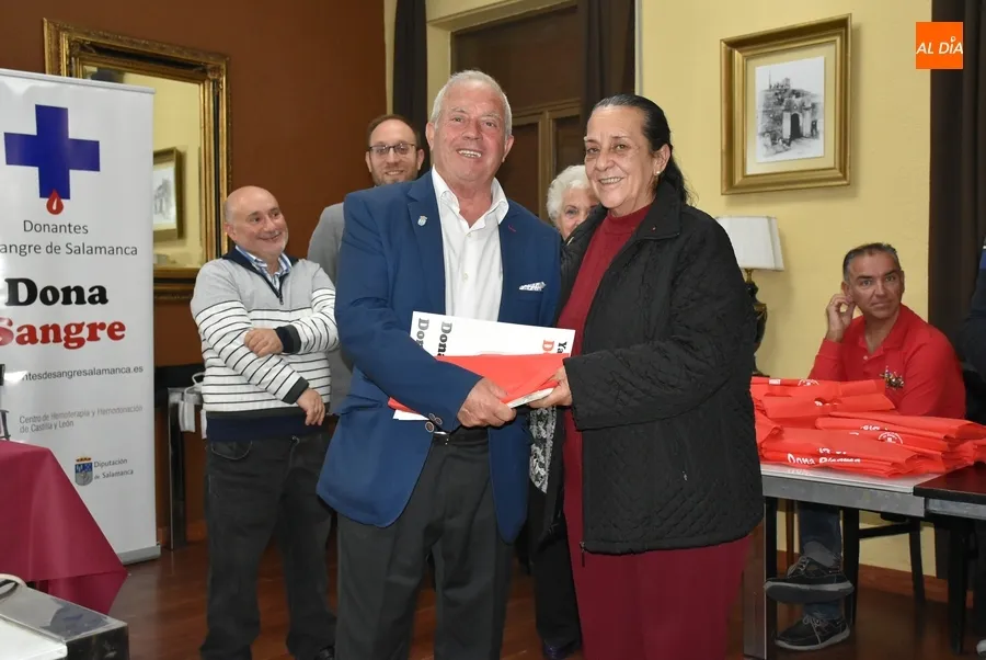Foto 9 - Homenajeados 63 mirobrigenses por el n&uacute;mero de donaciones de sangre que han realizado