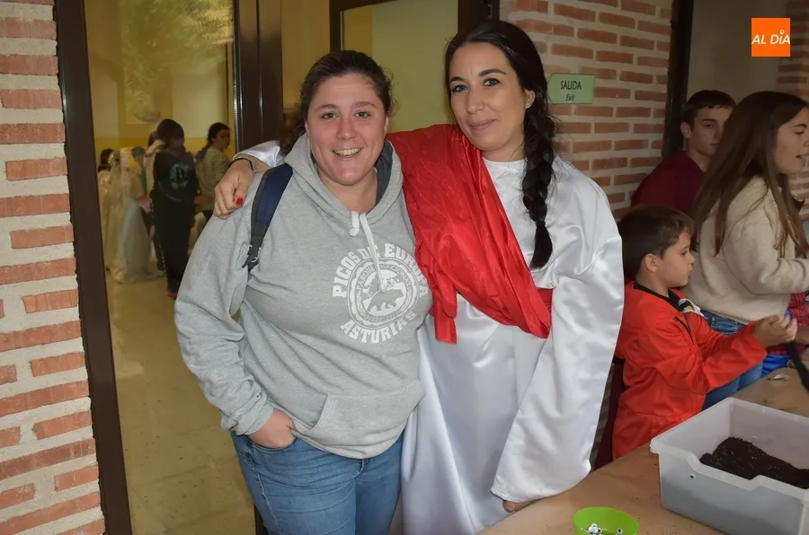 Foto 11 - Un centenar de ni&ntilde;os toma parte en el festivo regreso de Holywins