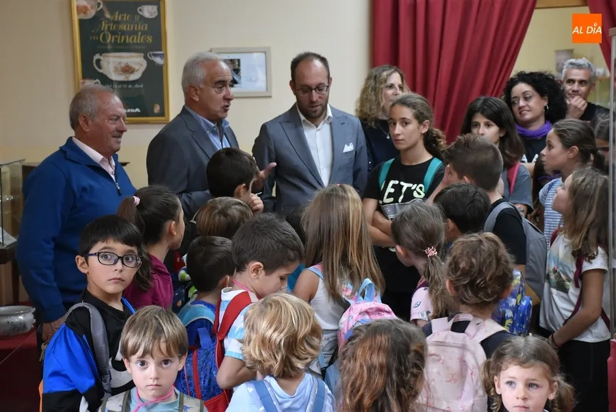 Foto 4 - Arranca el ciclo de visitas de 1.000 escolares de la provincia a Siega Verde y Ciudad Rodrigo
