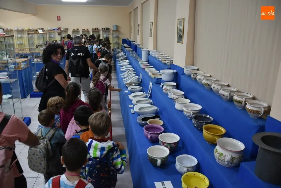 Foto 11 - Arranca el ciclo de visitas de 1.000 escolares de la provincia a Siega Verde y Ciudad Rodrigo