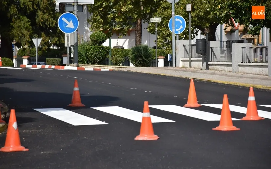 Foto 6 - En marcha el pintado de la se&ntilde;alizaci&oacute;n horizontal de Conde de Fox&aacute;