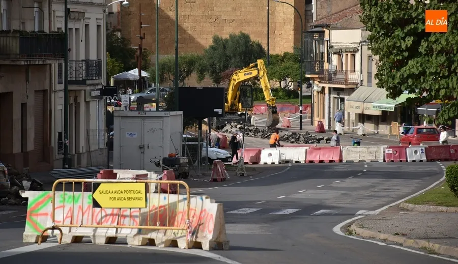 Foto 3 - Cortada al tr&aacute;fico la Avenida de Espa&ntilde;a entre El Cruce y la confluencia con Campo de Toledo