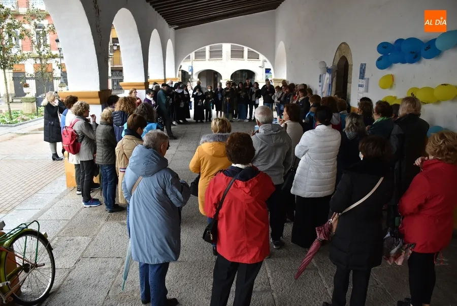 Foto 4 - Ciudad Rodrigo se une al rezo simult&aacute;neo en toda Espa&ntilde;a del Rosario