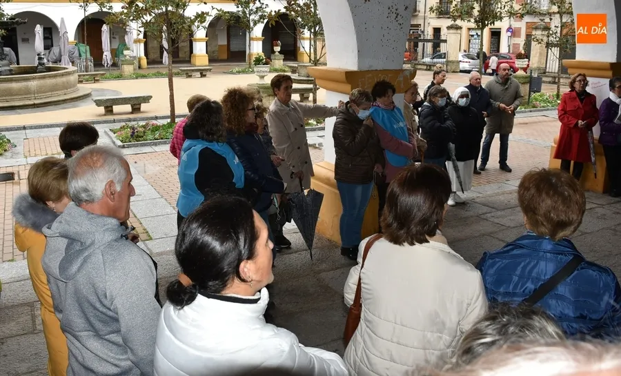 Foto 7 - Ciudad Rodrigo se une al rezo simult&aacute;neo en toda Espa&ntilde;a del Rosario