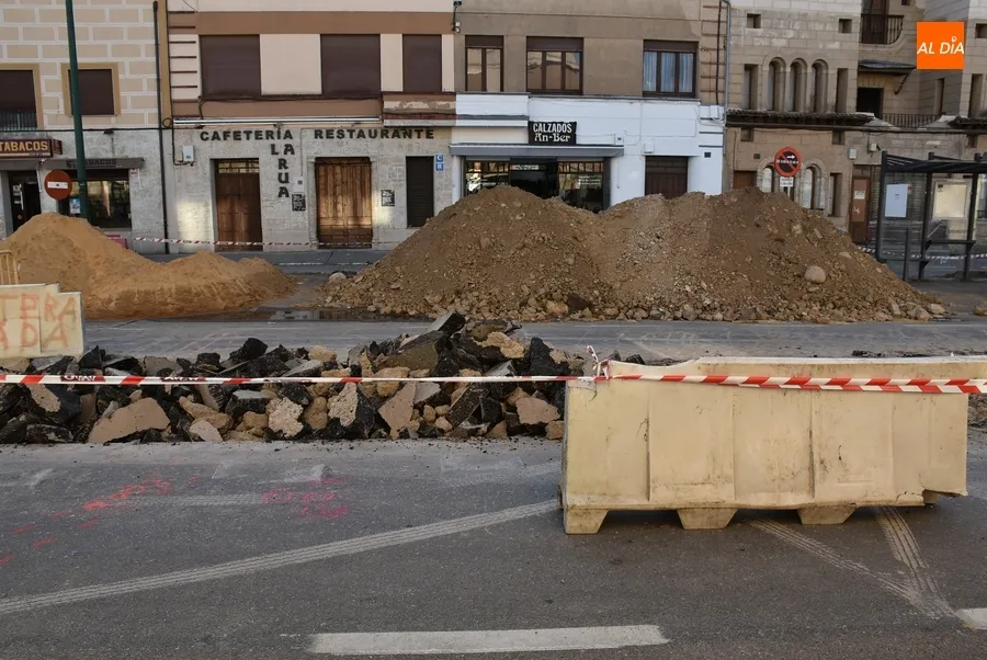 Foto 8 - Cortada al tr&aacute;fico la Avenida de Espa&ntilde;a entre El Cruce y la confluencia con Campo de Toledo