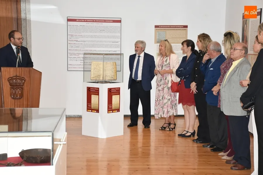 Foto 3 - Inaugurada una exposici&oacute;n para que &ldquo;Ciudad Rodrigo sepa el gran papel que tuvo en el pasado&rdquo;