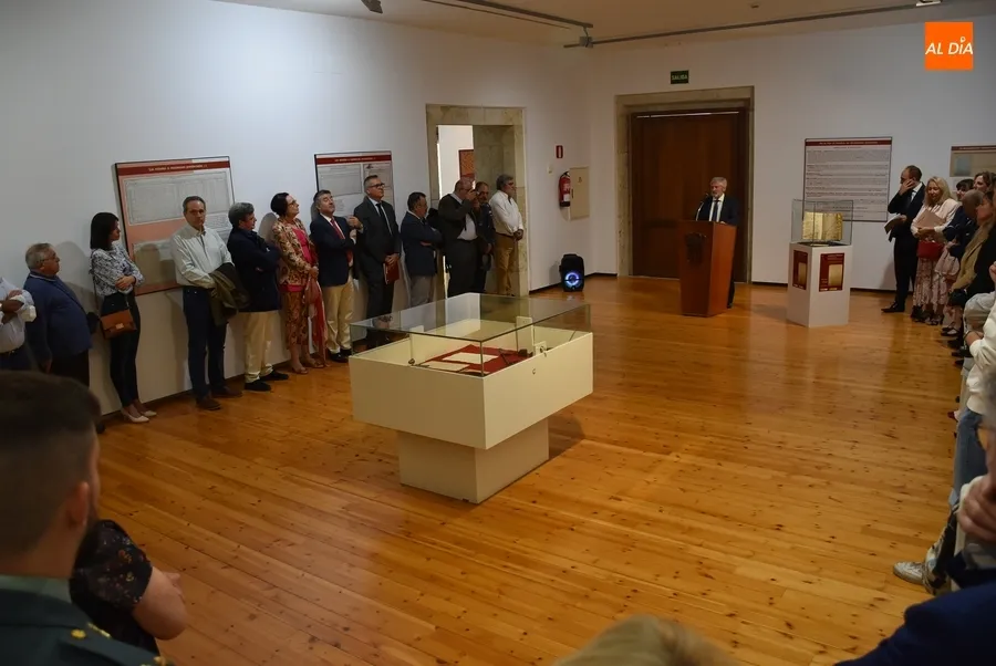 Foto 6 - Inaugurada una exposici&oacute;n para que &ldquo;Ciudad Rodrigo sepa el gran papel que tuvo en el pasado&rdquo;