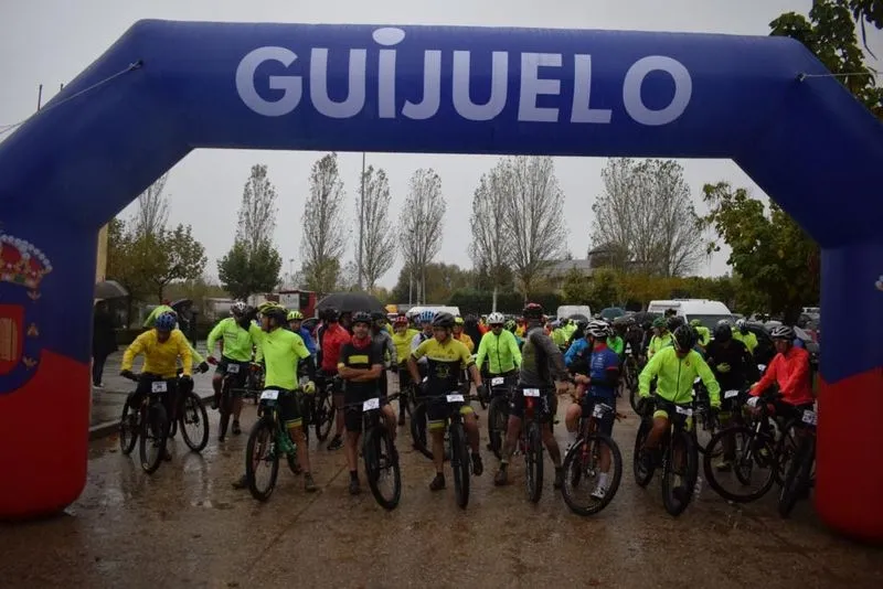 Foto 2 - Alejandro Rodr&iacute;guez se impone en la Jamountain Bike celebrada este domingo 