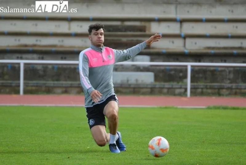 Galería de imágenes del partido entre el primer equipo y el Juvenil Regional / Fotos: Carlos Cuervo