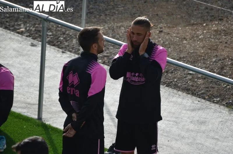 Foto 18 - Las sonrisas tambi&eacute;n llegan al entrenamiento de Unionistas