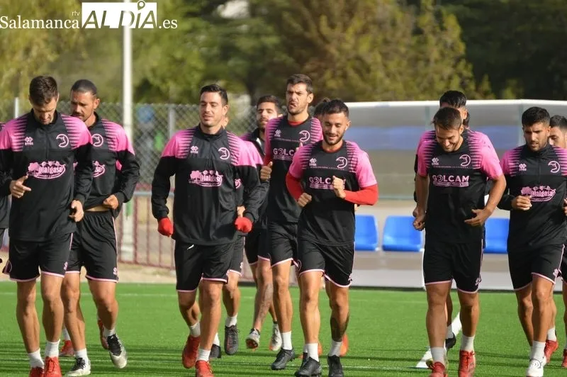 Foto 15 - Las sonrisas tambi&eacute;n llegan al entrenamiento de Unionistas