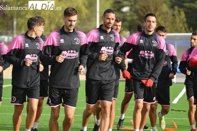 Foto 14 - Las sonrisas tambi&eacute;n llegan al entrenamiento de Unionistas