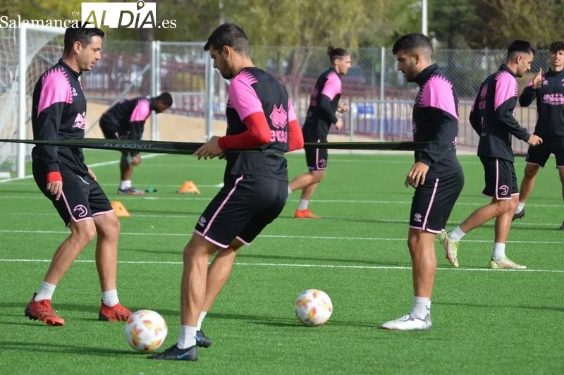 Foto 12 - Las sonrisas tambi&eacute;n llegan al entrenamiento de Unionistas