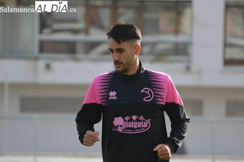 Foto 11 - Las sonrisas tambi&eacute;n llegan al entrenamiento de Unionistas