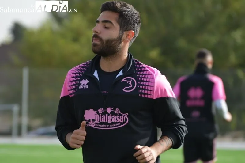 Foto 8 - Las sonrisas tambi&eacute;n llegan al entrenamiento de Unionistas